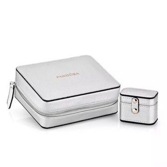 travel jewellery case pandora
